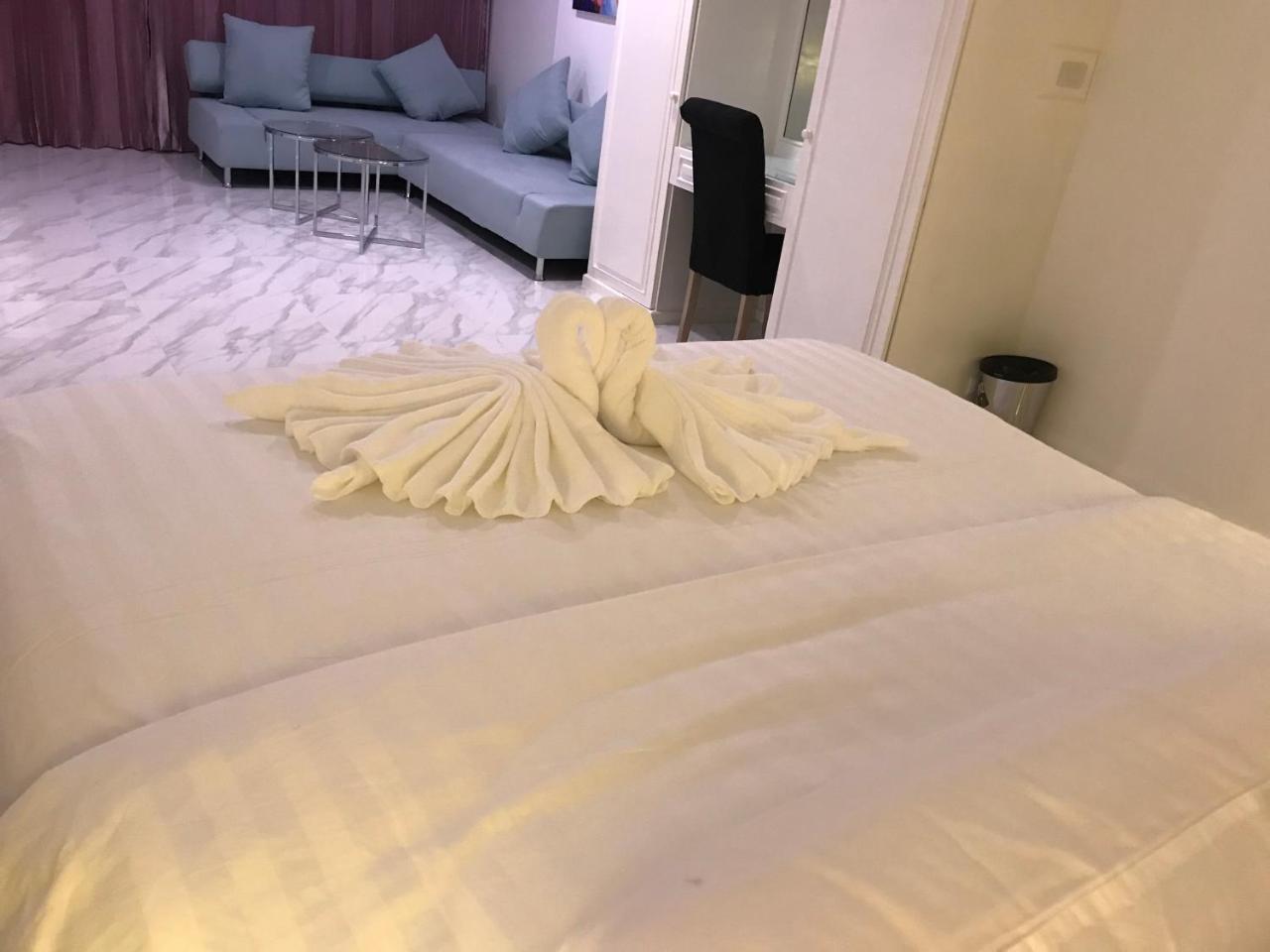 Le Cafe Royale Otel Pattaya Dış mekan fotoğraf